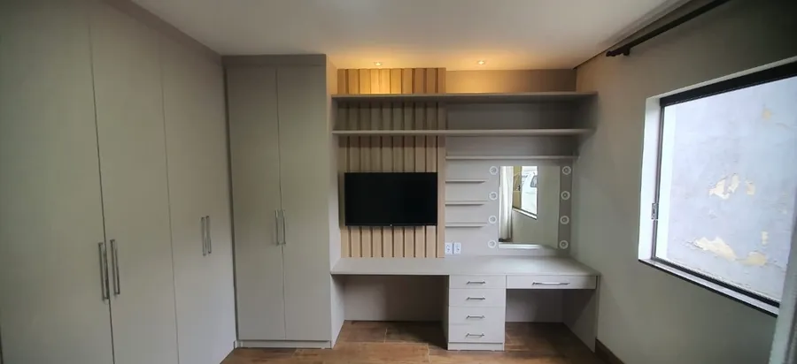 Painel quarto